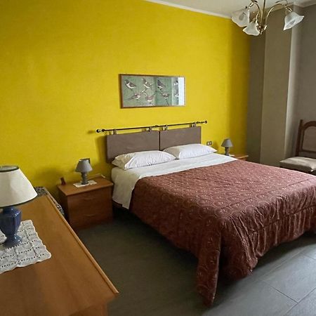 Canneto Pavese Delightful Home-Lovely Hill View מראה חיצוני תמונה