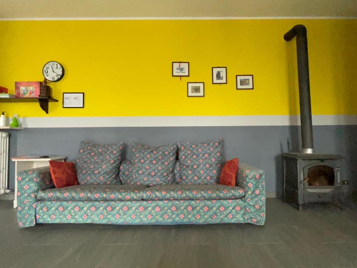 Canneto Pavese Delightful Home-Lovely Hill View מראה חיצוני תמונה