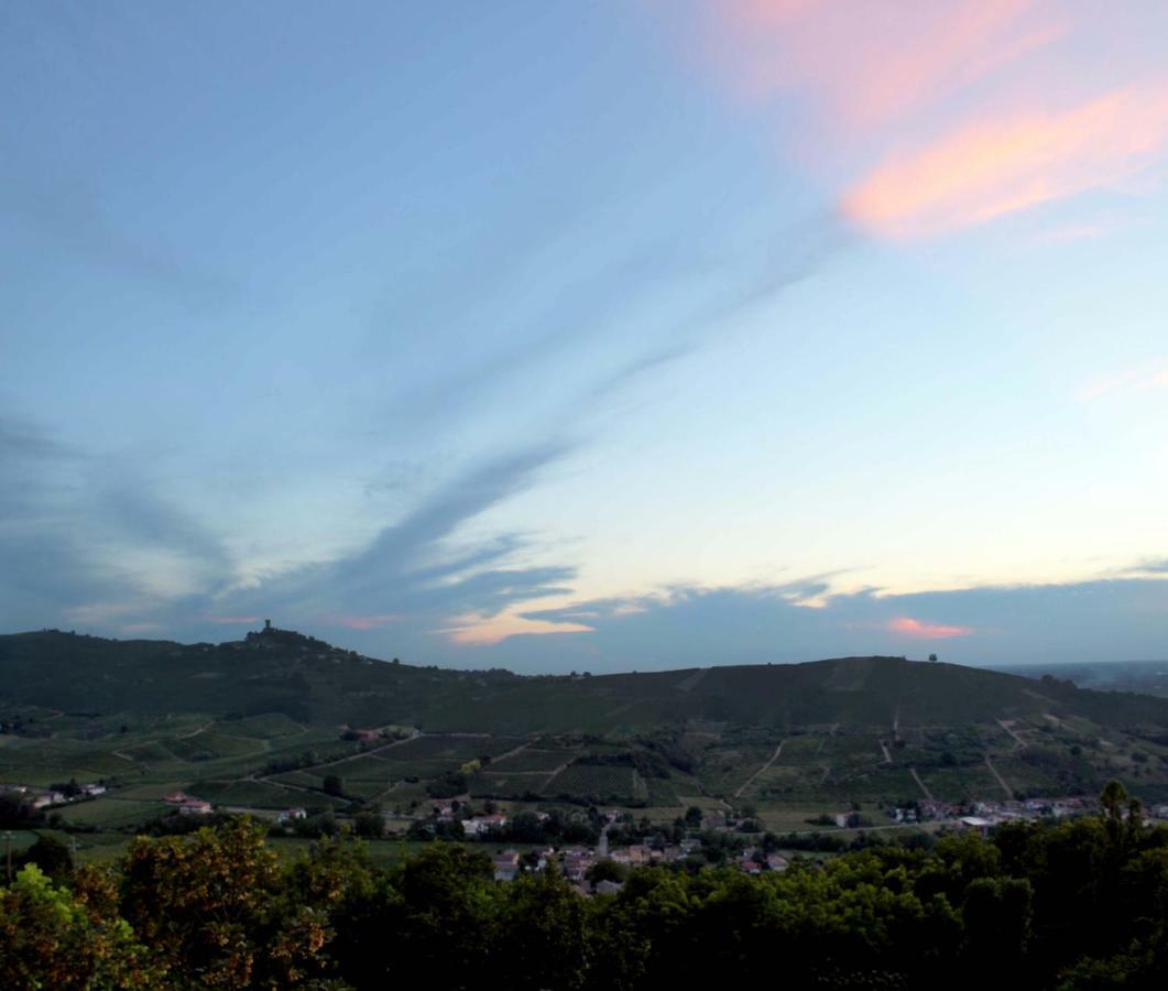 Canneto Pavese Delightful Home-Lovely Hill View מראה חיצוני תמונה